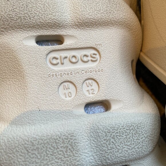 Crocs Echo Clog in Cream, Size 10M or 12W - Picture 3 of 7